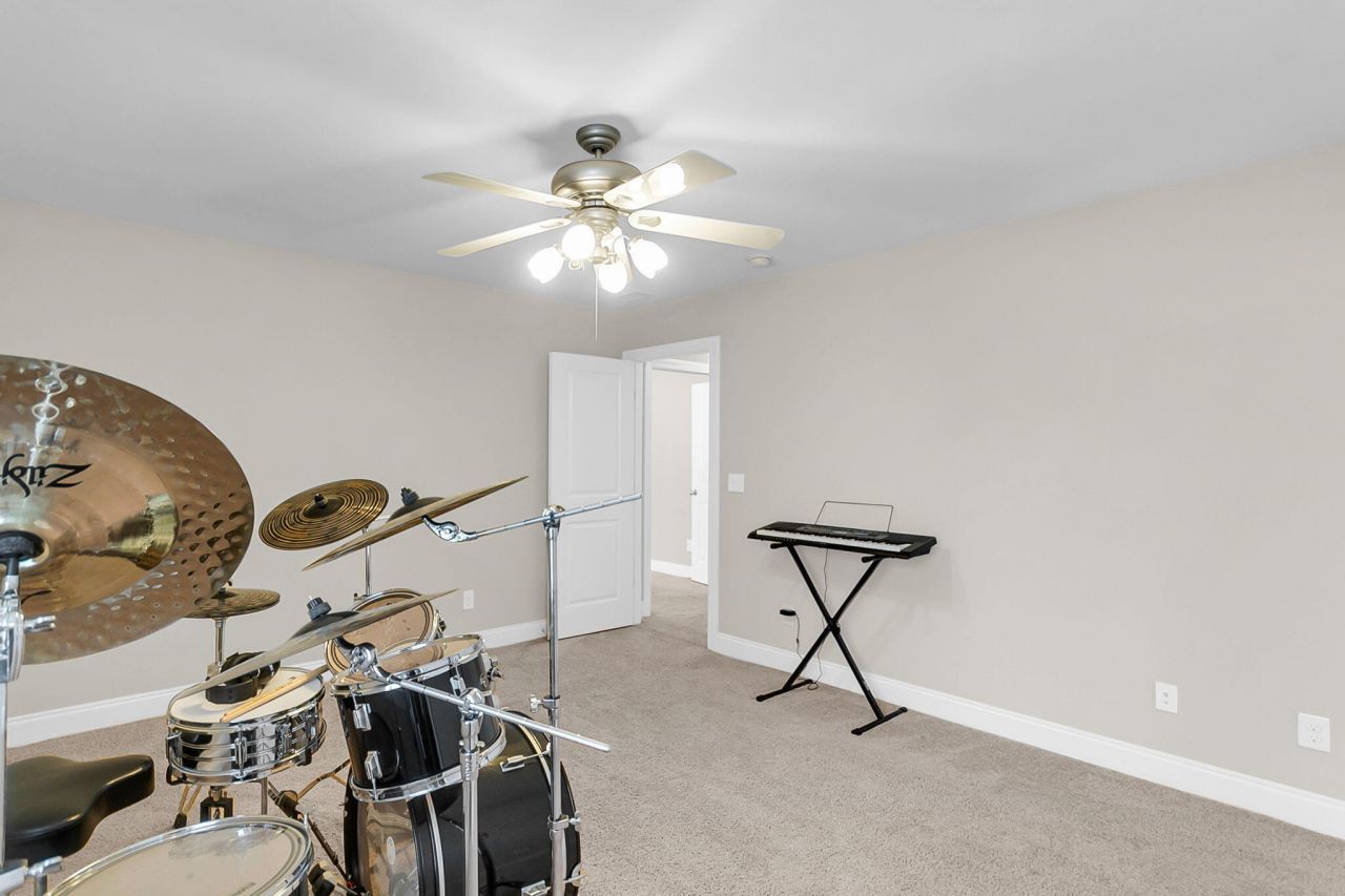 109 Evelyn Joy Drive Photo 38