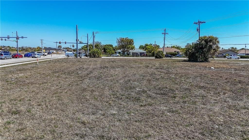 804 Gleason Pkwy , Cape Coral, FL 33914 Photo