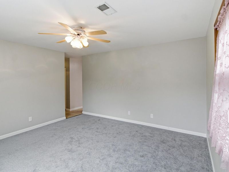 3474 Paxton Drive, Hilliard, OH 43026 Photo 3