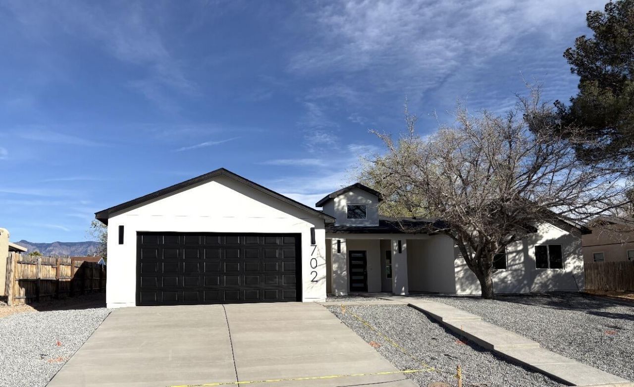 702 Rincon De Romos Drive Se, Rio Rancho, NM 87124 Main Photo