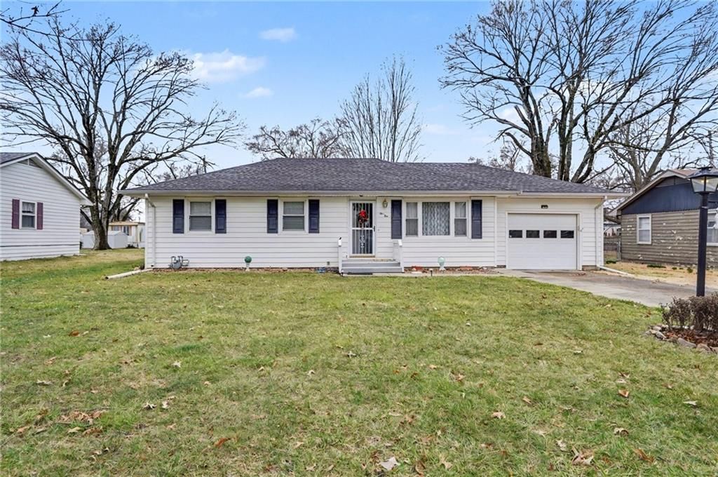 110 S Elm Street, Wellsville, KS 66092 Main Photo