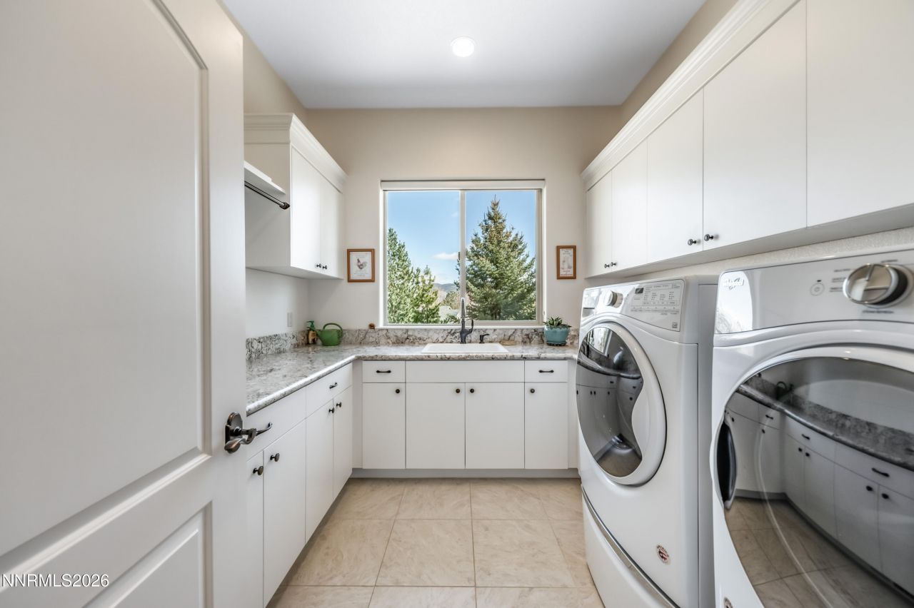 16070 River Oaks Court, Reno, NV 89511 Photo