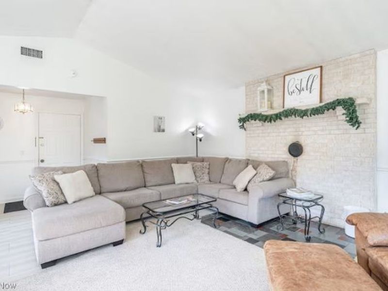 10736 Lautenschlager Road, Apple Creek, OH 44606 Photo 14