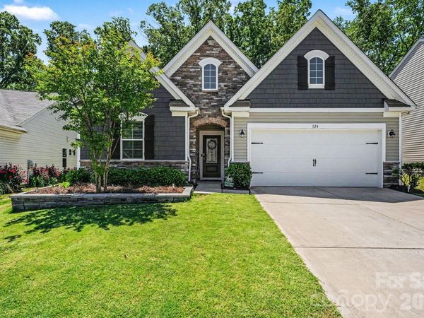 124 Goodleigh Lane, Mooresville, NC 28115