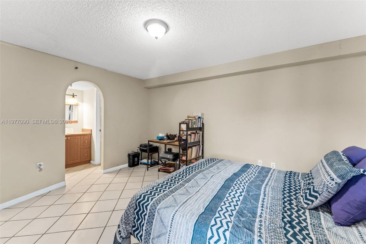 10641 SW 108th Ave, Unit 3D, Miami, FL 33176 Photo