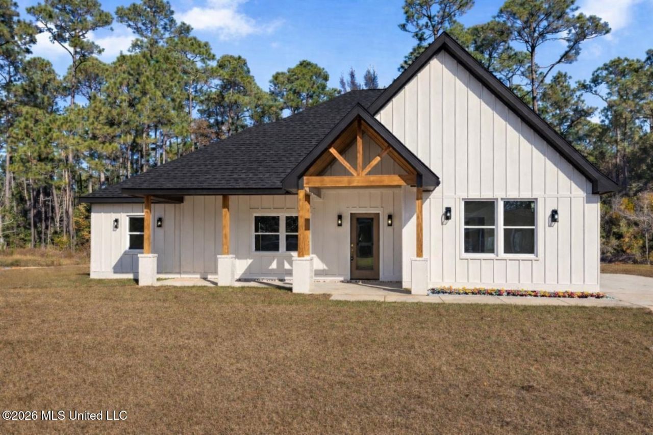 Tbd Stockton Circle, Gautier, MS 39553 Main Photo