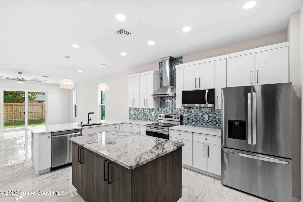 119 Jefferson Avenue, Cape Canaveral, FL 32920 Photo