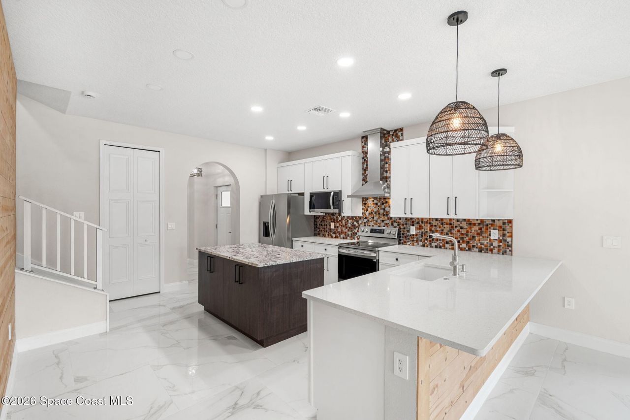 115 Jefferson Avenue, Cape Canaveral, FL 32920 Photo