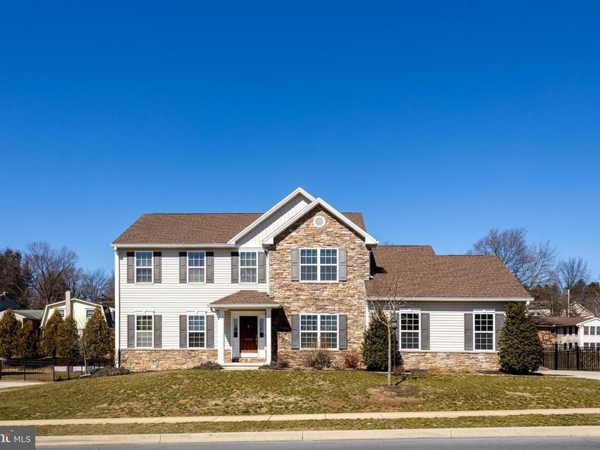 5988 Camden Drive, Harrisburg, PA 17112 Main Photo