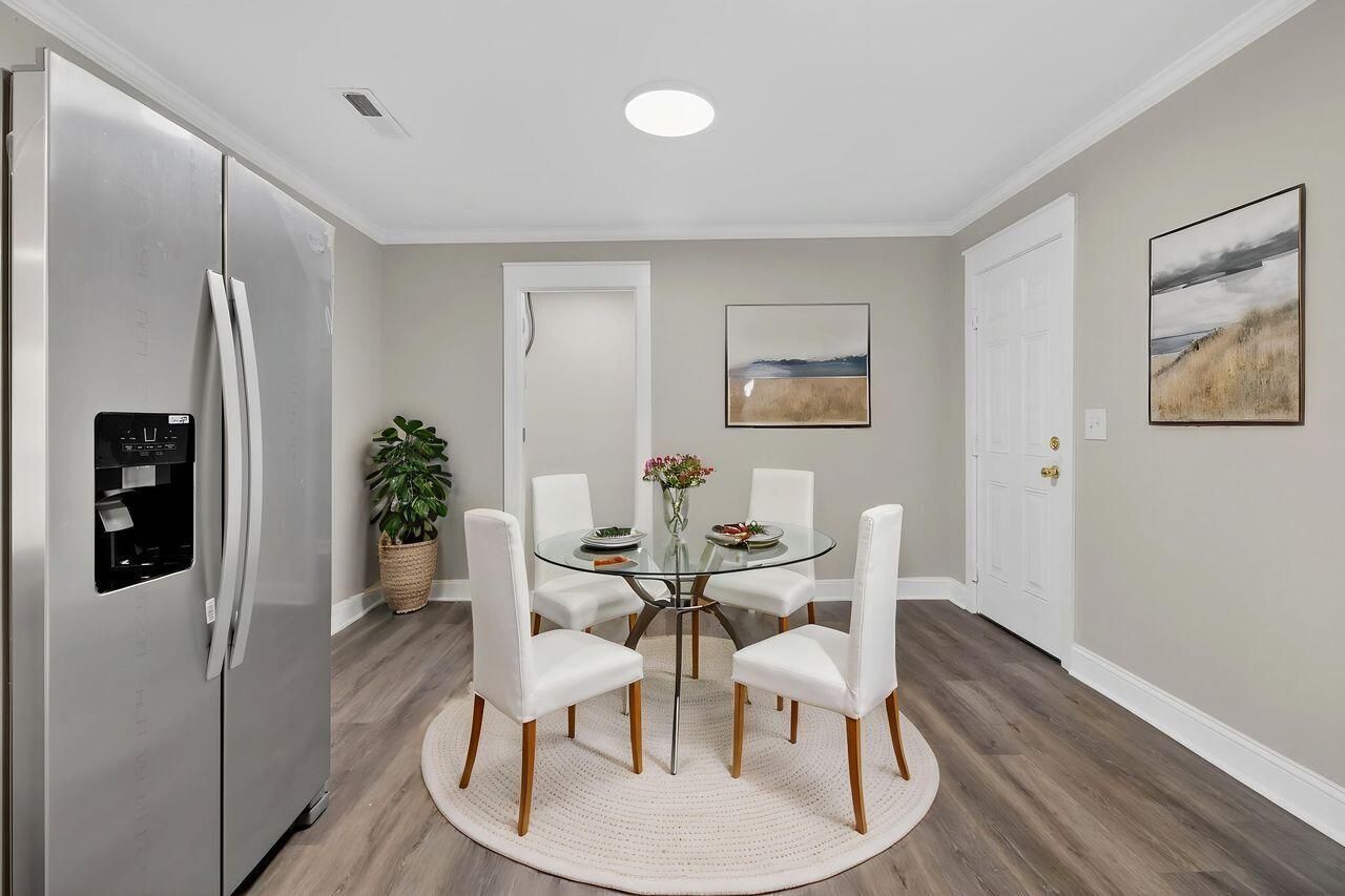 20 Newark Avenue Photo 16