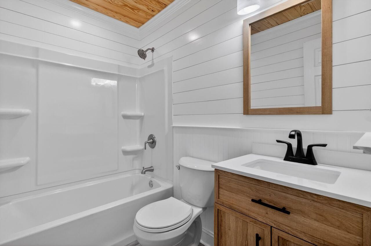 20 Newark Avenue Photo 21