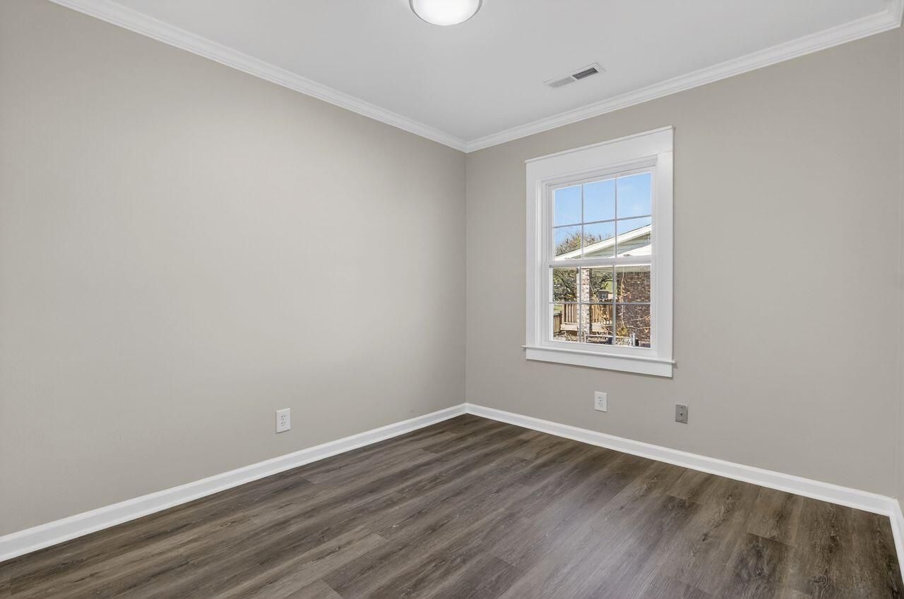 20 Newark Avenue Photo 25