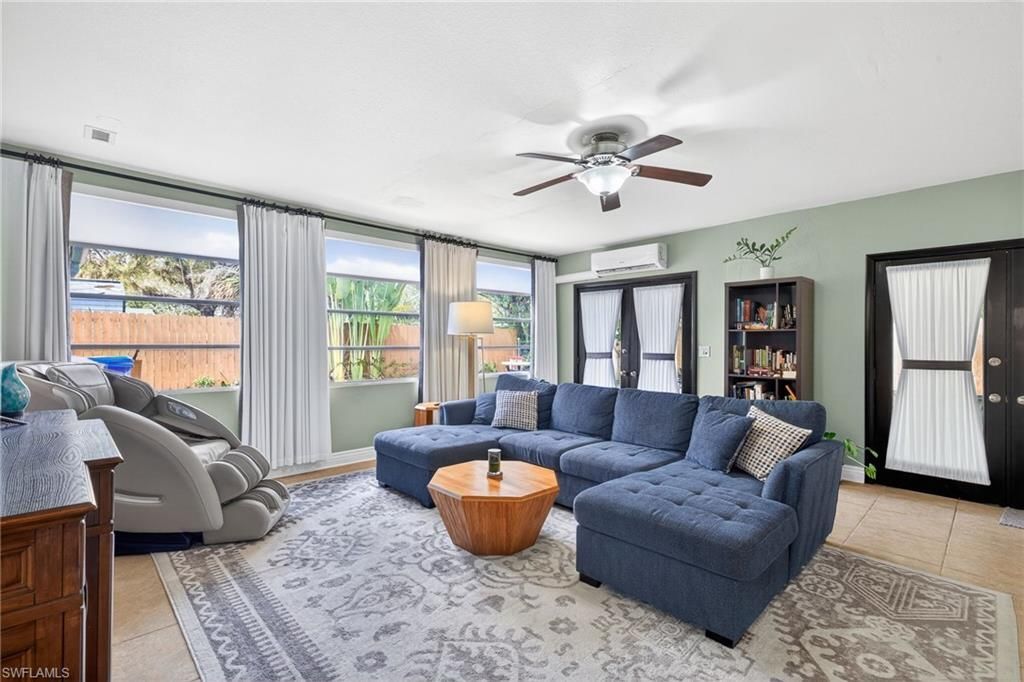 4633 Siesta Cir, Fort Myers, FL 33901 Photo