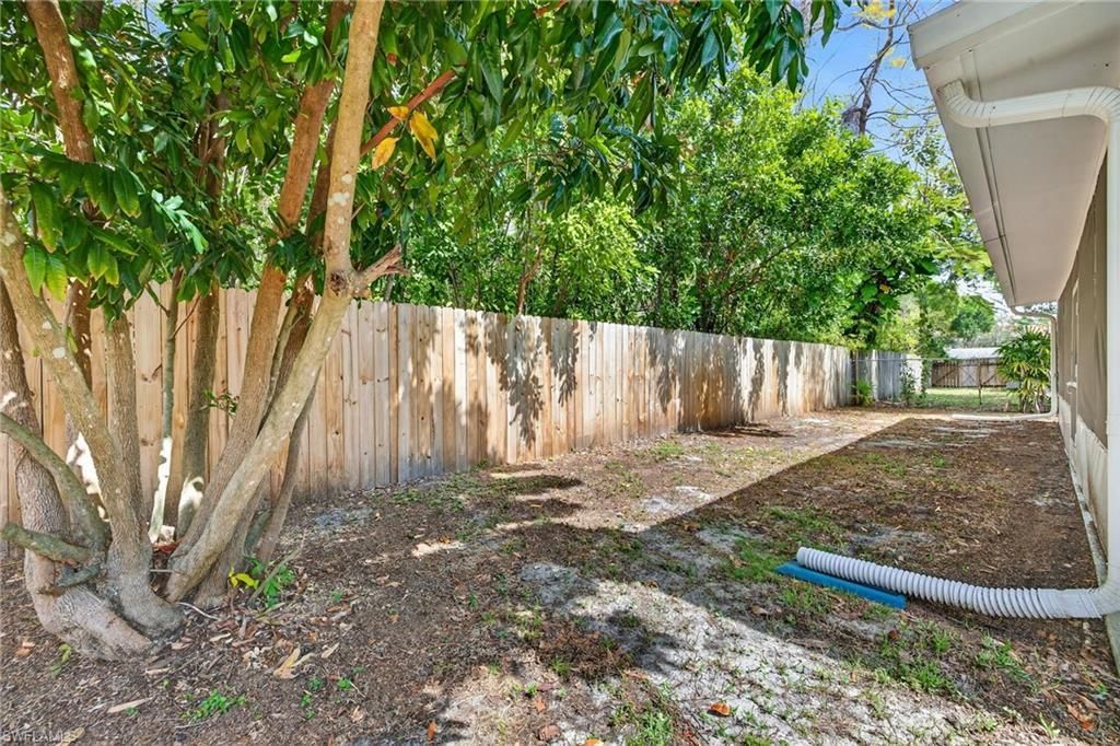 4633 Siesta Cir, Fort Myers, FL 33901 Photo