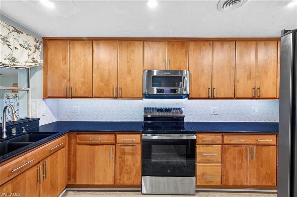 4633 Siesta Cir, Fort Myers, FL 33901 Photo