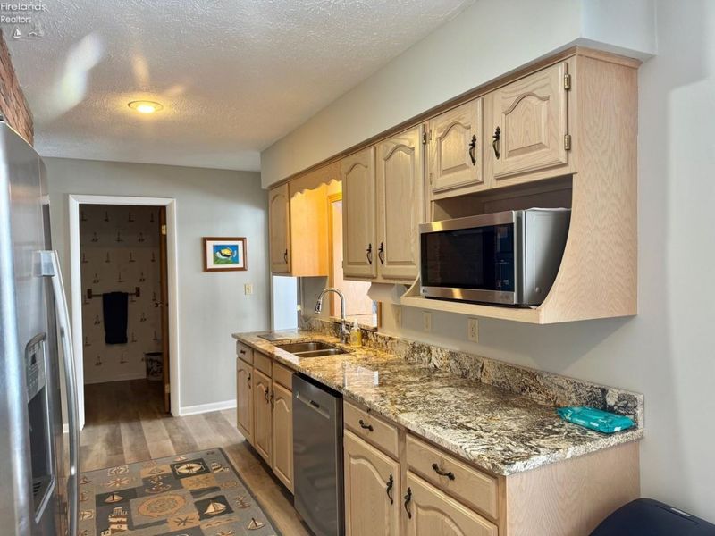 5784 E Carl Street, Marblehead, OH 43440 Photo 11