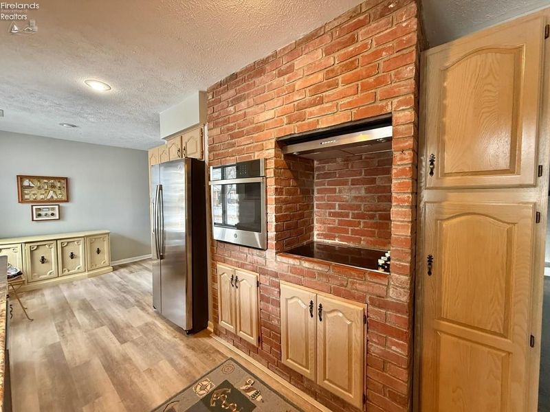 5784 E Carl Street, Marblehead, OH 43440 Photo 12