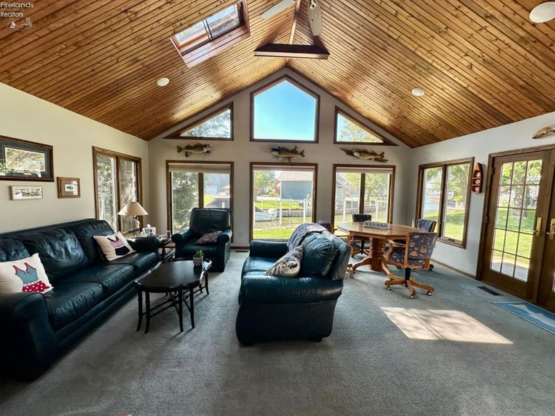 5784 E Carl Street, Marblehead, OH 43440 Photo 15