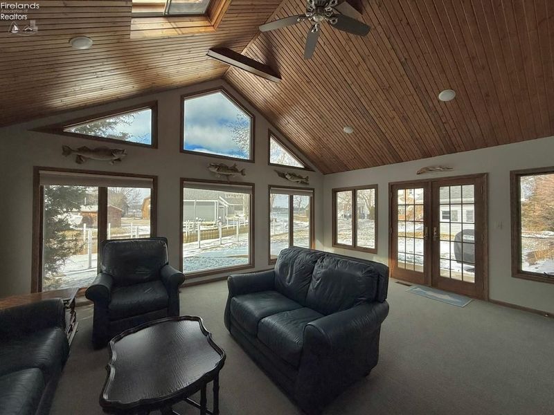 5784 E Carl Street, Marblehead, OH 43440 Photo 16