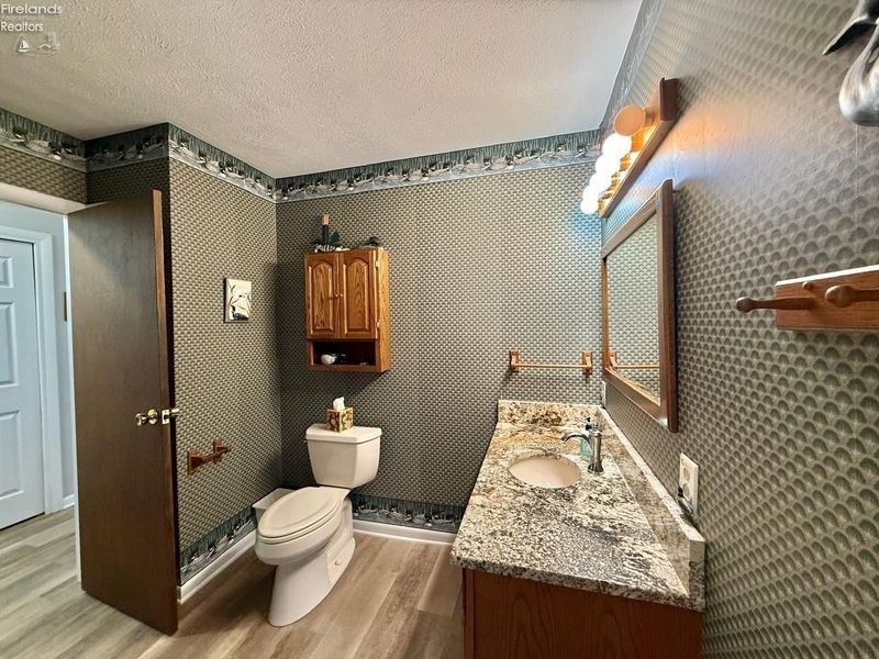 5784 E Carl Street, Marblehead, OH 43440 Photo 28