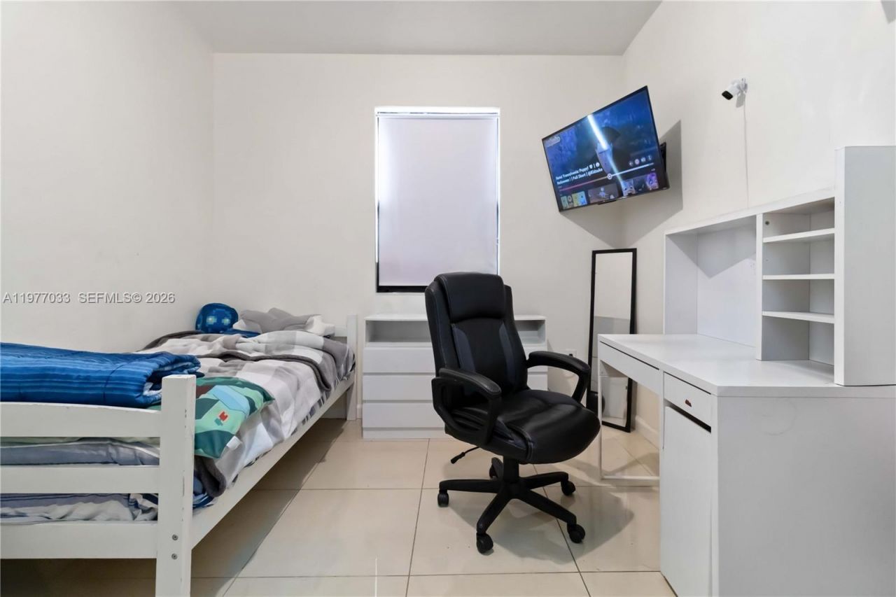 10268 NW 88th Ter, Doral, FL 33178 Photo