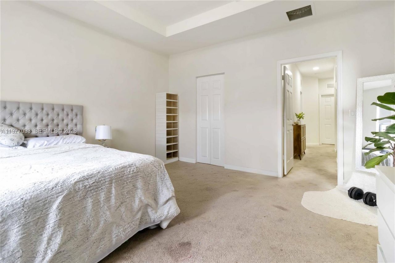 10268 NW 88th Ter , Doral, FL 33178 Photo