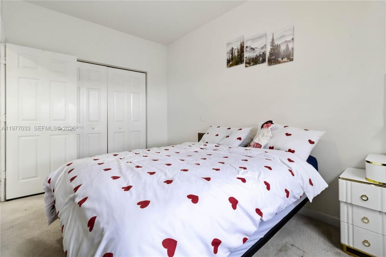 10268 NW 88th Ter, Doral, FL 33178 Photo