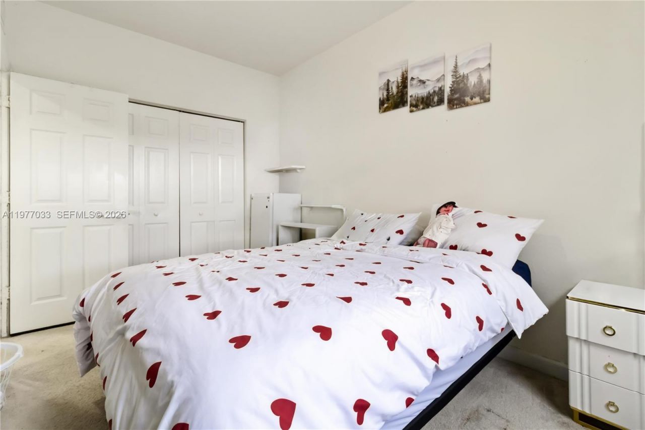 10268 NW 88th Ter , Doral, FL 33178 Photo