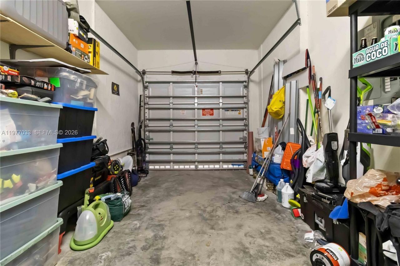 10268 NW 88th Ter , Doral, FL 33178 Photo