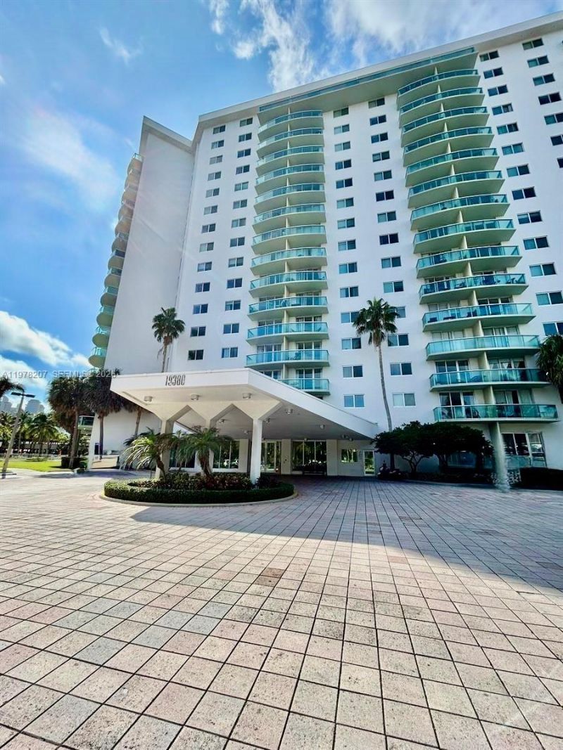 19380 Collins Ave, Unit 1219, Sunny Isles Beach, FL 33160 Photo