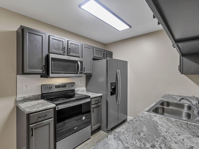 4363 Seahorse Lane, Groveport, OH 43125 Photo 10