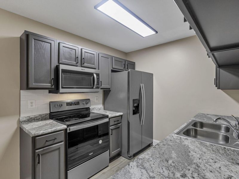 4363 Seahorse Lane, Groveport, OH 43125 Photo 11