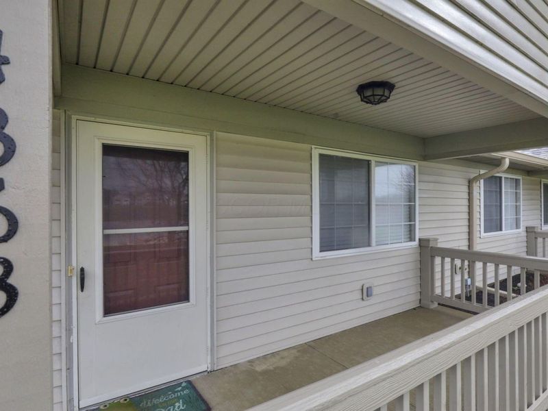 4363 Seahorse Lane, Groveport, OH 43125 Photo 2