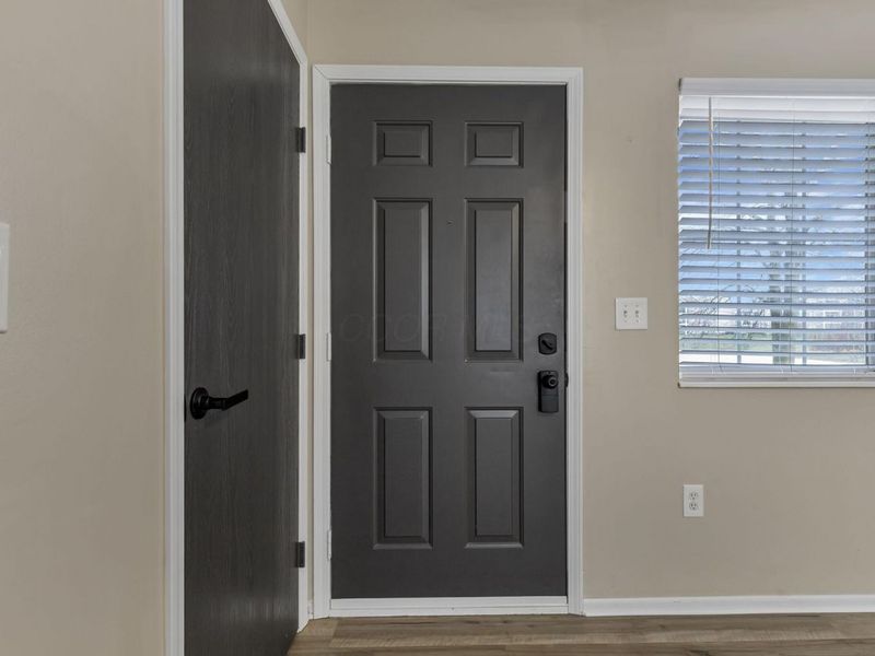 4363 Seahorse Lane, Groveport, OH 43125 Photo 3