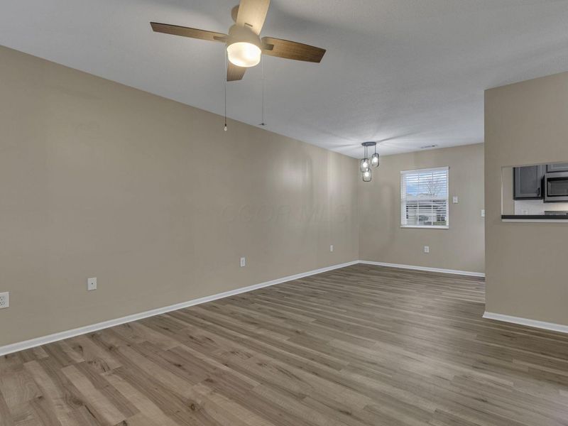 4363 Seahorse Lane, Groveport, OH 43125 Photo 5