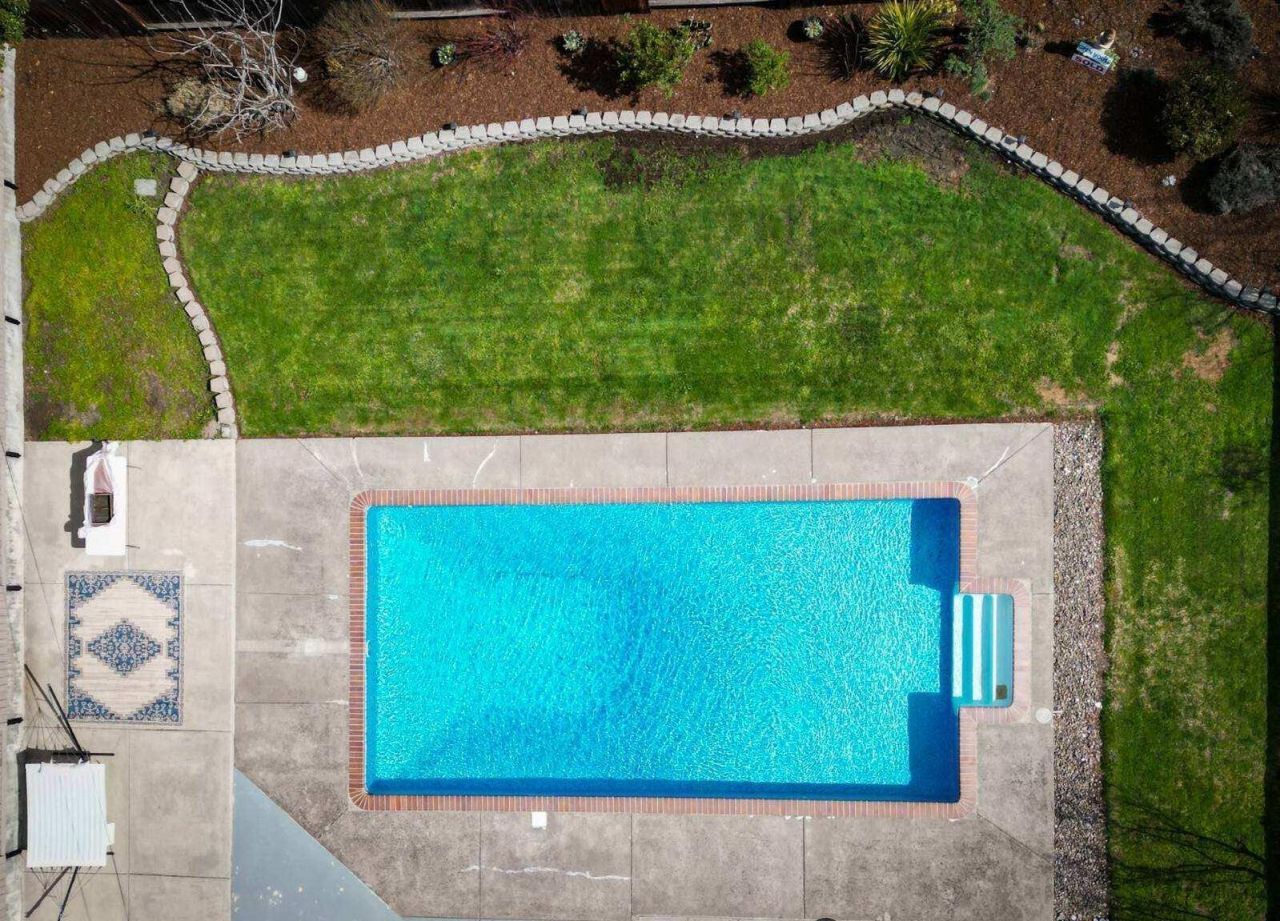 349 Lindero Avenue, Medford, OR 97504 Main Photo