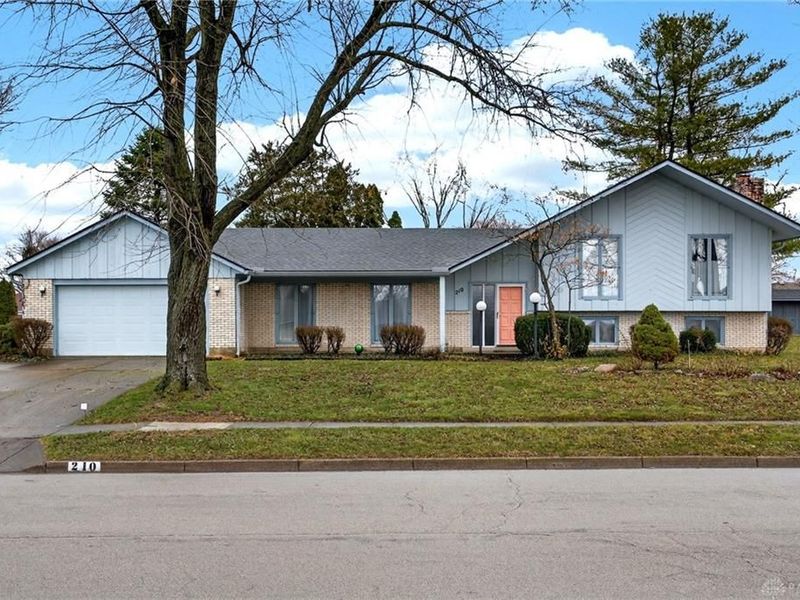 210 Chris Drive, Englewood, OH 45322 Photo 1