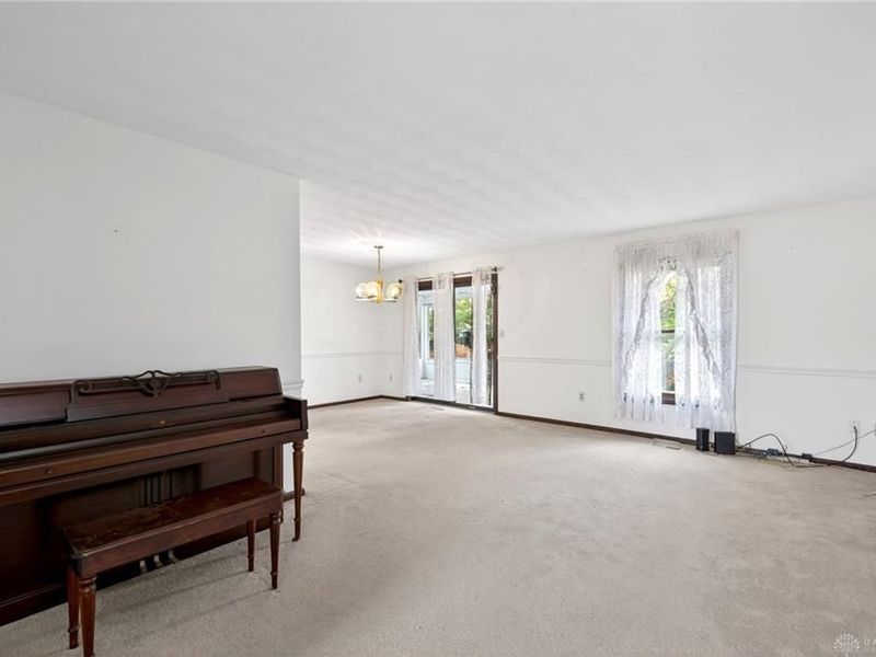 210 Chris Drive, Englewood, OH 45322 Photo 17