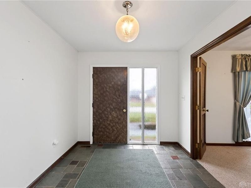 210 Chris Drive, Englewood, OH 45322 Photo 4