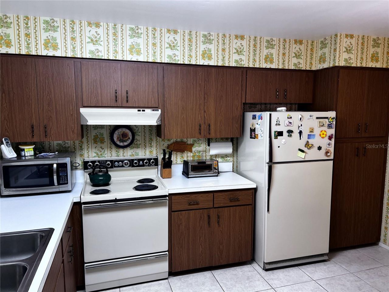 533 Lakeside Drive, Unit 533, Bradenton, FL 34210 Photo