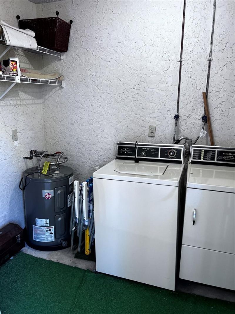 533 Lakeside Drive, Unit 533, Bradenton, FL 34210 Photo