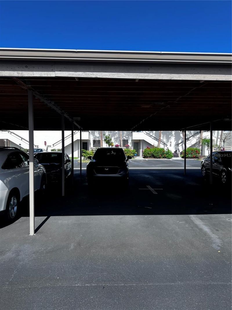 533 Lakeside Drive, Unit 533, Bradenton, FL 34210 Photo