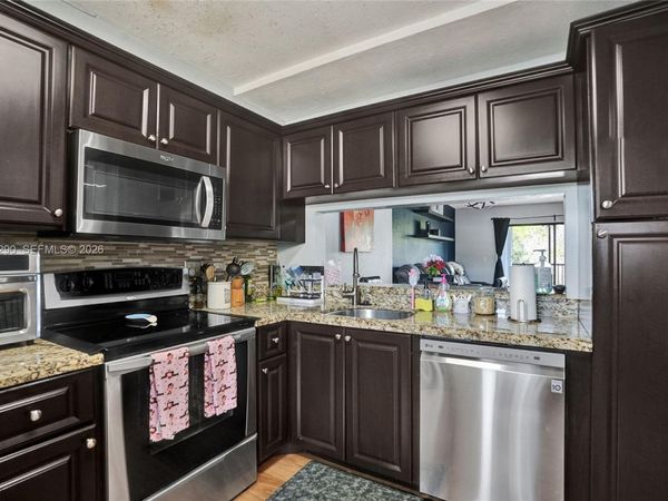 6575 W Oakland Park Blvd , Unit 506, Lauderhill, FL 33313