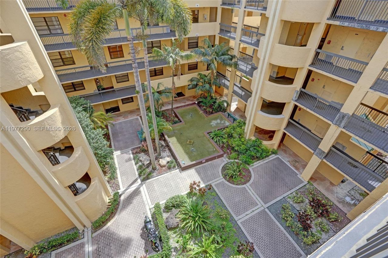 6575 W Oakland Park Blvd , Unit 506, Lauderhill, FL 33313 Photo