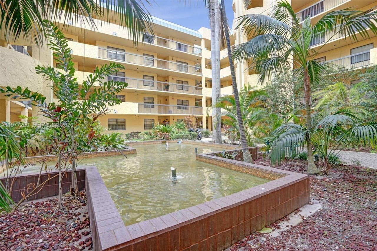 6575 W Oakland Park Blvd , Unit 506, Lauderhill, FL 33313 Photo