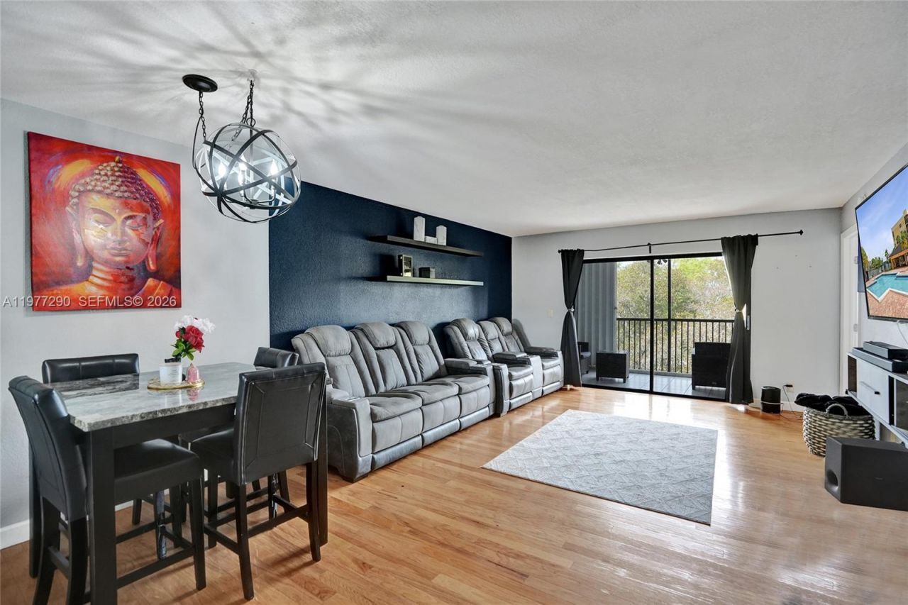 6575 W Oakland Park Blvd , Unit 506, Lauderhill, FL 33313 Photo