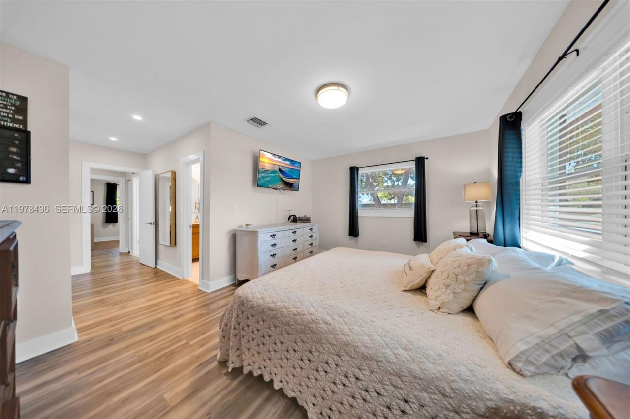 9305 SW 178th Ter, Palmetto Bay, FL 33157 Photo