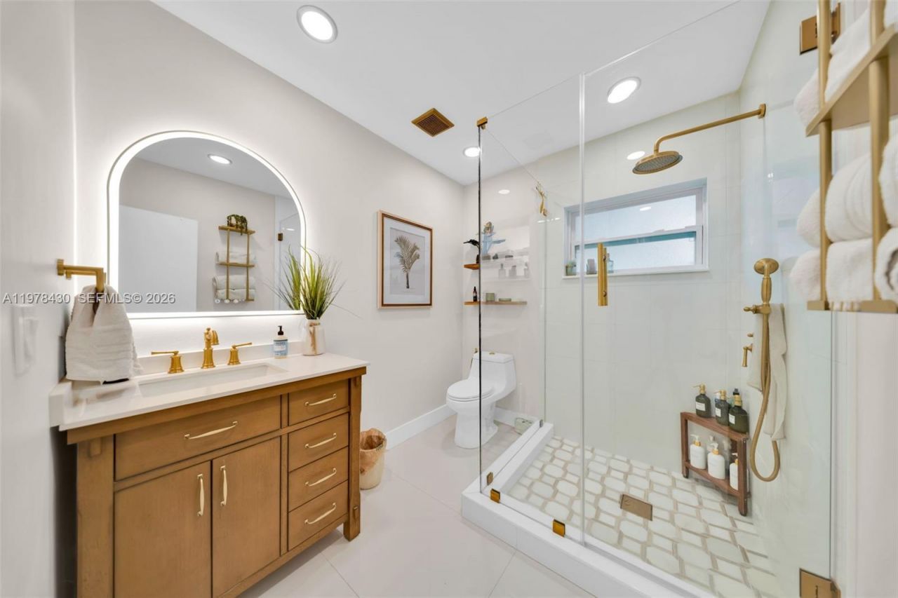 9305 SW 178th Ter, Palmetto Bay, FL 33157 Photo