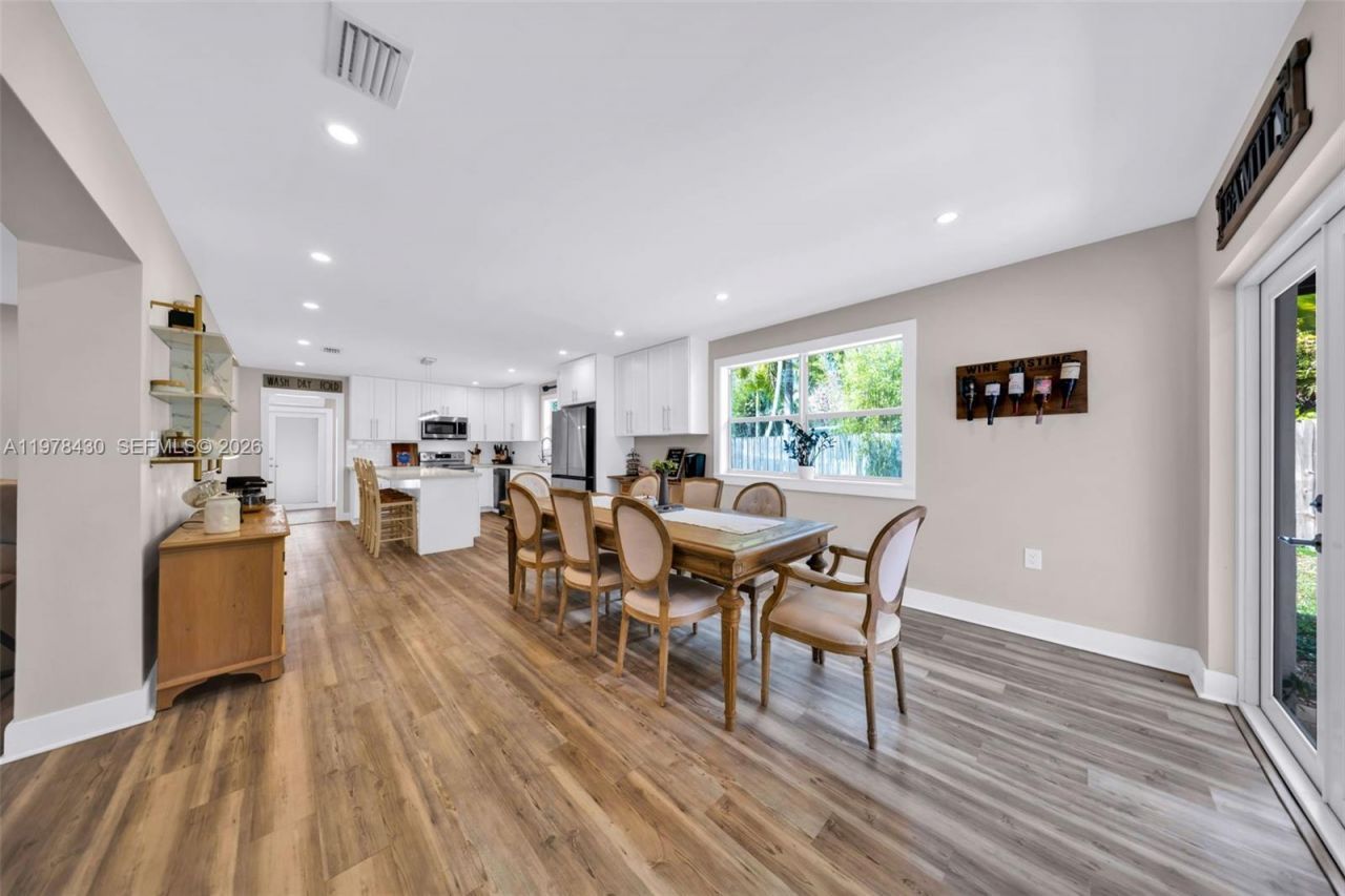 9305 SW 178th Ter, Palmetto Bay, FL 33157 Photo