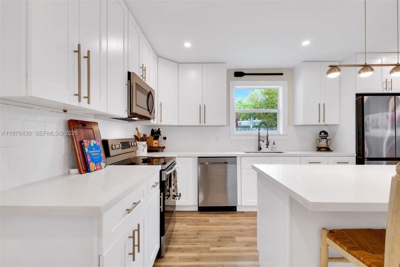 9305 SW 178th Ter, Palmetto Bay, FL 33157 Photo